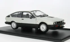 Solido Alfa Romeo GTV6, silber/schwarz, 1984, 1:18, Hot