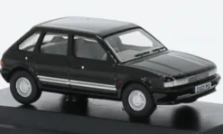 Oxford Austin Maestro, schwarz, 1:76, Hot