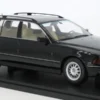 KK Scale BMW 520i (E39) Touring, schwarz, 1997, 1:18,