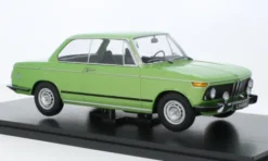 KK Scale BMW L2002 tii, hellgrün, 1974, 1:18, Hot