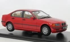 KK Scale BMW 3-Series E46, rot, 1999, 1:18, Outlet