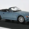 Minichamps BMW Z3 (E36/7), hellblau, 1997, 1:18, Hot