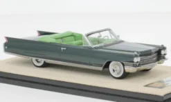 Stamp Models Cadillac Eldorado Biarritz, dunkelgrün/hellgrün, 1963, 1:43, Sale