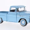 Motormax Chevrolet Apache Fleetside Pick Up, hellblau, 1958, 1:24, Online