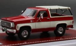 GIM - Great Iconic Models Chevrolet Blazer K5, rot/weiss, 1973, 1:43, Best