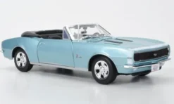 Maisto Chevrolet Camaro SS 396 Convertible, hellblau, 1967, 1:18, Discount