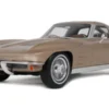 GT Spirit Chevrolet Corvette C2, dunkelbeige, 1963, 1:12, Clearance