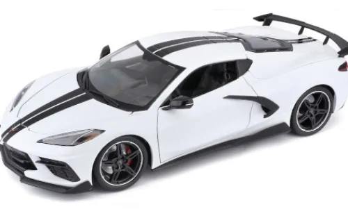Maisto Chevrolet Corvette Stingray (C8), weiss/schwarz, 2020, 1:18, New