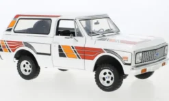 ACME Chevrolet K5 Blazer Feather Edition, weiss/Dekor, 1972, 1:18, New