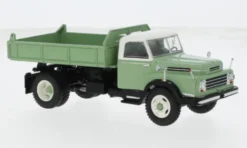 Premium ClassiXXs Csepel D-450B, hellgrün, 1:43, Discount