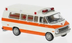 Brekina Dodge B 200 Ambulance, weiss/dunkelorange, 1975, 1:87,