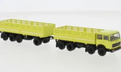 Brekina Starline Fiat 691, hellgelb/schwarz, 1970, 1:87, Clearance