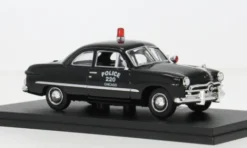 Greenlight Ford Custom, 1949, Chicago Police Department, 1:43,
