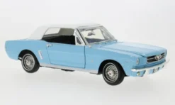 Motormax Ford Mustang Convertible, hellblau/weiss, 1964, 1:18, New