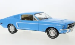 Greenlight Ford Mustang Fastback, hellblau, 1968, 1:18, New