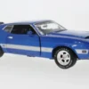 Auto World Ford Mustang Mach 1, dunkelblau, 1973, 1:18, Online