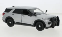 Motormax Ford Police Interceptor Utility, silber, 2022, 1:24, Clearance