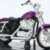 Maisto Harley Davidson XL 1200V Seventy-Two, violett, 2013, 1:18, Discount