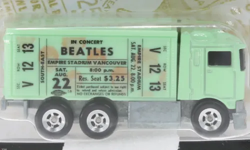 Hot Wheels Premium - Hiway Hauler, The Beatles, 1:64,