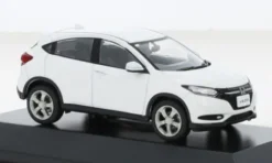 First 43 Models Honda Vezel, weiss, 2015, 1:43, Sale