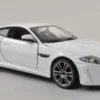 Bburago Jaguar XKR-S, weiss, 1:24, Clearance