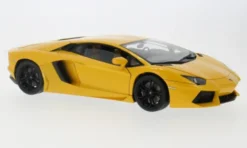 Welly Lamborghini Aventador LP 700-4, gelb, 2011, 1:18, Clearance
