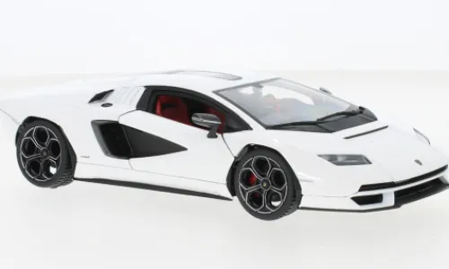 Bburago Lamborghini Countach LPI 800-4, weiss, 1:24, New