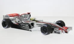 Minichamps McLaren MP4/21 Mercedes, Formel 1, 2006, Team McLaren Mercedes, L.Hamilton, 1:18,