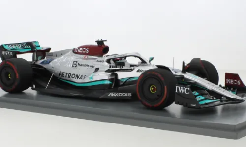 Spark Mercedes AMG W13 E Performance, Formel 1, GP Bahrain, 2022, Mercedes AMG Petronas Formula One Team, #63, G.Russell, 1:18, Clearance