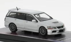 Tarmac Works Mitsubishi Lancer Evolution Wagon, silber, 1:64, Online