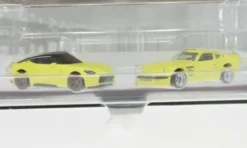 Hot Wheels Premium Nissan 2er Set:, 1:64, New