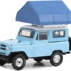 Greenlight Nissan Patrol (60), hellblau/weiss, 1969, 1:64, Hot