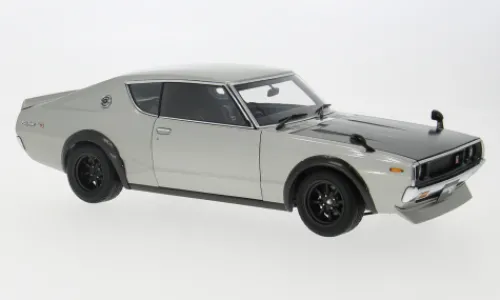 AUTOart Nissan Skyline 2000 GT-R (KPGC110), silber, 1:18, Outlet