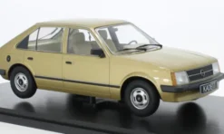 Triple 9 Collection Opel Kadett D, dunkelbeige, 1:18,