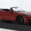 Minichamps Porsche 911 (992) Carrera 4 GTS Cabriolet, dunkelrot, 2020, 1:18, Online