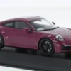 Minichamps Porsche 911 (992) Carrera 4 GTS, dunkelrot, 2021, 1:43, Online