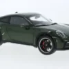 Norev Porsche 911 (992) Dakar, dunkelgrün, 2022, 1:18,