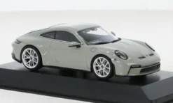 Minichamps Porsche 911 (992) GT3 Touring, hellgrau, 2021, 1:43, Hot