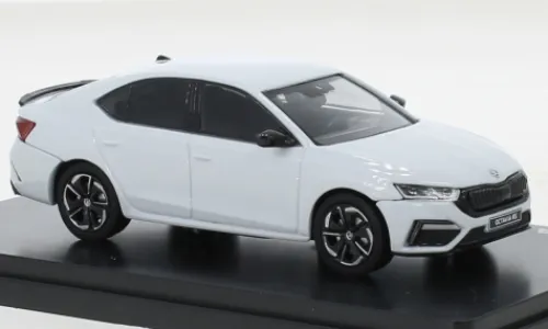 Abrex Skoda Octavia IV RS, weiss, 2020, 1:43, Outlet