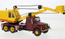 IXO Tatra 111 D030 A, rot/gelb, 1958, 1:43, Sale