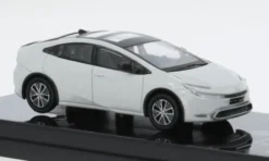 Para64 Toyota Prius, weiss, 2023, 1:64, Discount