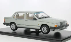 Triple 9 Collection Volvo 760, hellgrün, 1995, 1:18, Outlet