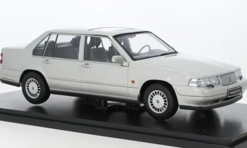 Triple 9 Collection Volvo 960, silber, 1996, 1:18, Clearance