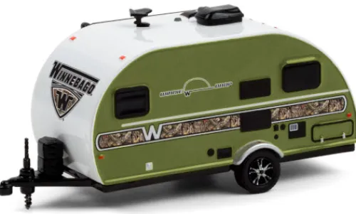 Greenlight Winnebago Winnie Drop, weiss/oliv, 2017, 1:64, Hot